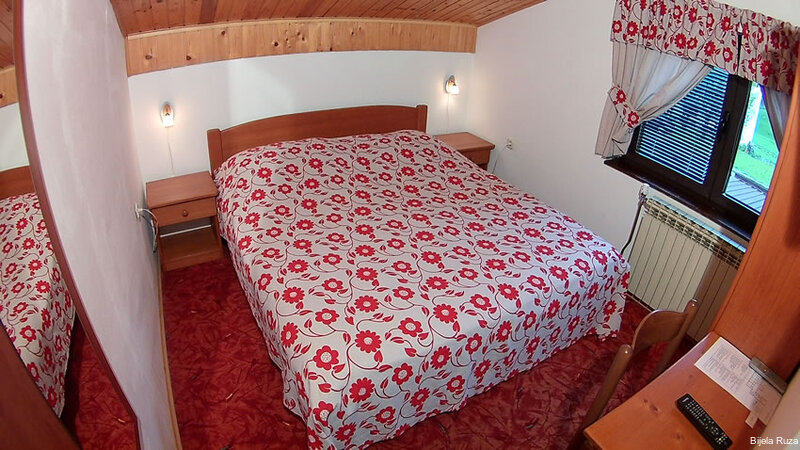 Фото Bijela Ruza