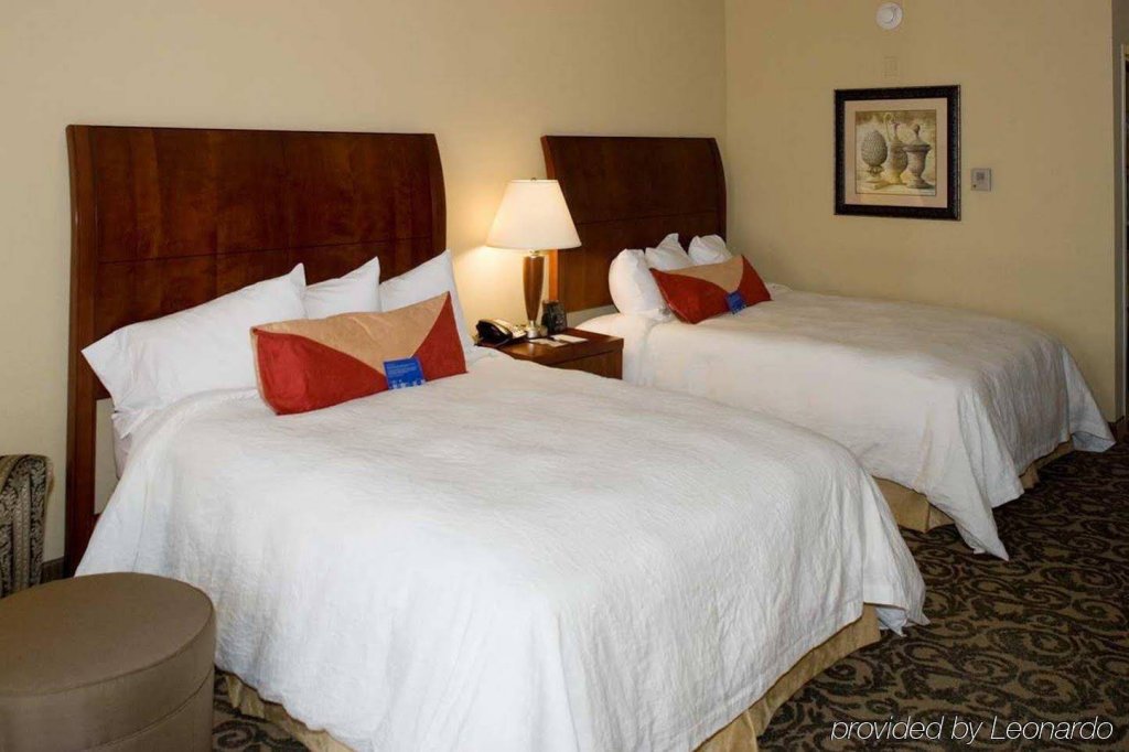 Фото Hilton Garden Inn Champaign Urbana