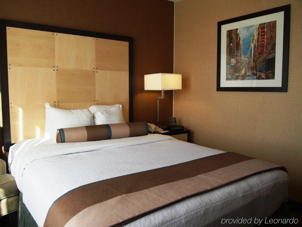 Фото The Watson Hotel