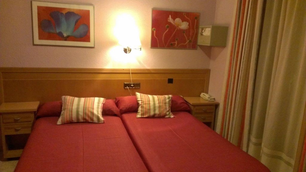 Фото Hostal Cruz Sol