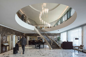 Гостиница Warwick Geneva