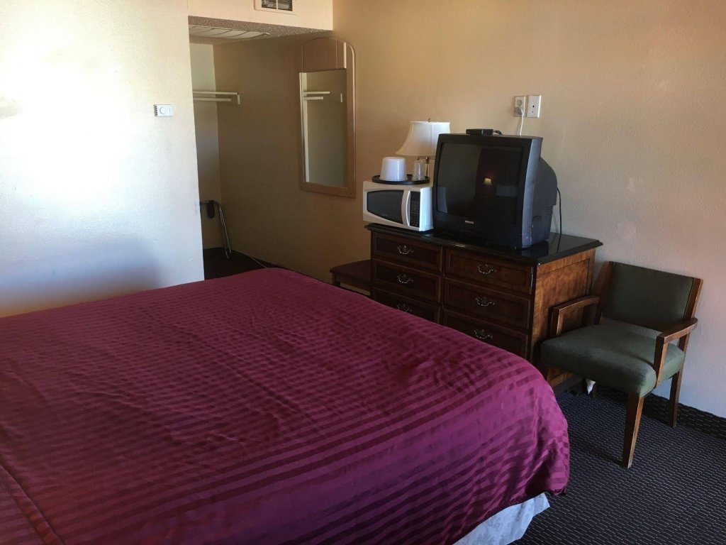 Фото American Inn Grover Beach