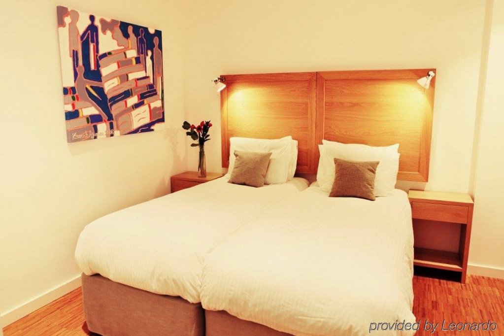 Фото The Bank Hotel