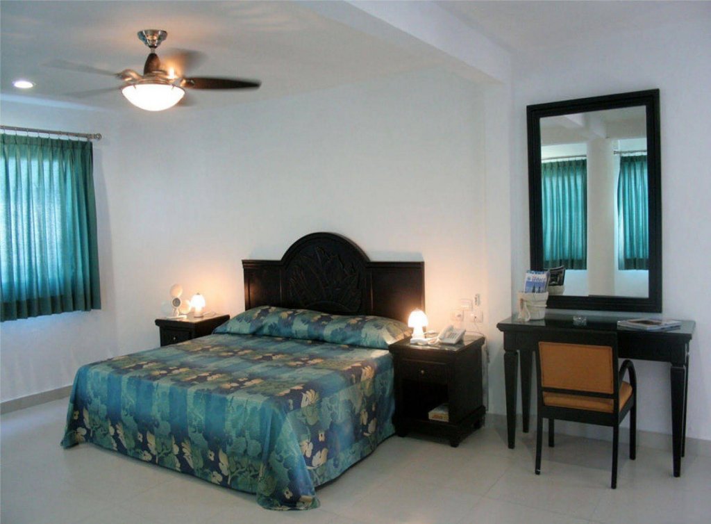 Фото Hotel del Sol