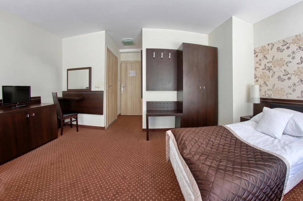 Фото Hotel Zacisze w Turawie