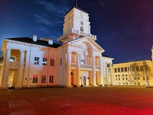 Минская городская ратуша (площадь Свободы, 2А), достопримечательность в Минске