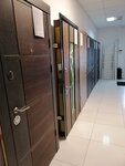 Promtex (vulytsia Shevchenka, 2), puertas