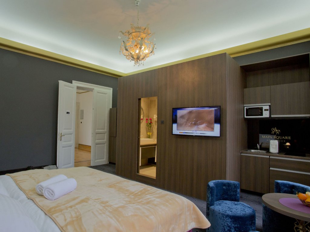 Фото Main Square Hostel