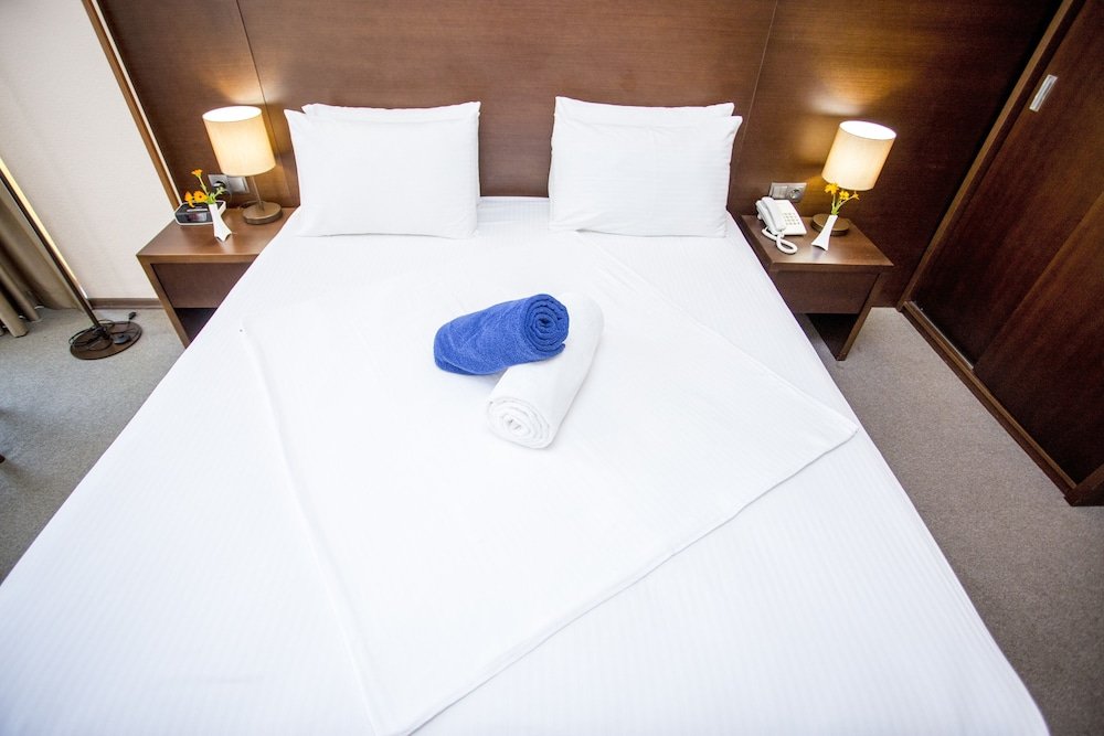 Фото Hotel Corner Inn