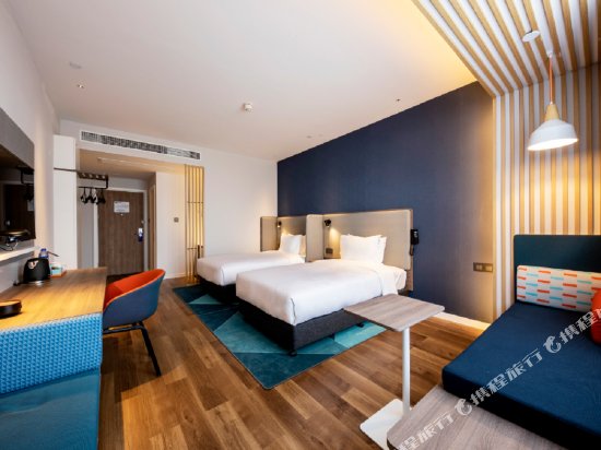 Фото Holiday Inn Express Shanghai Jiading New City, an Ihg Hotel