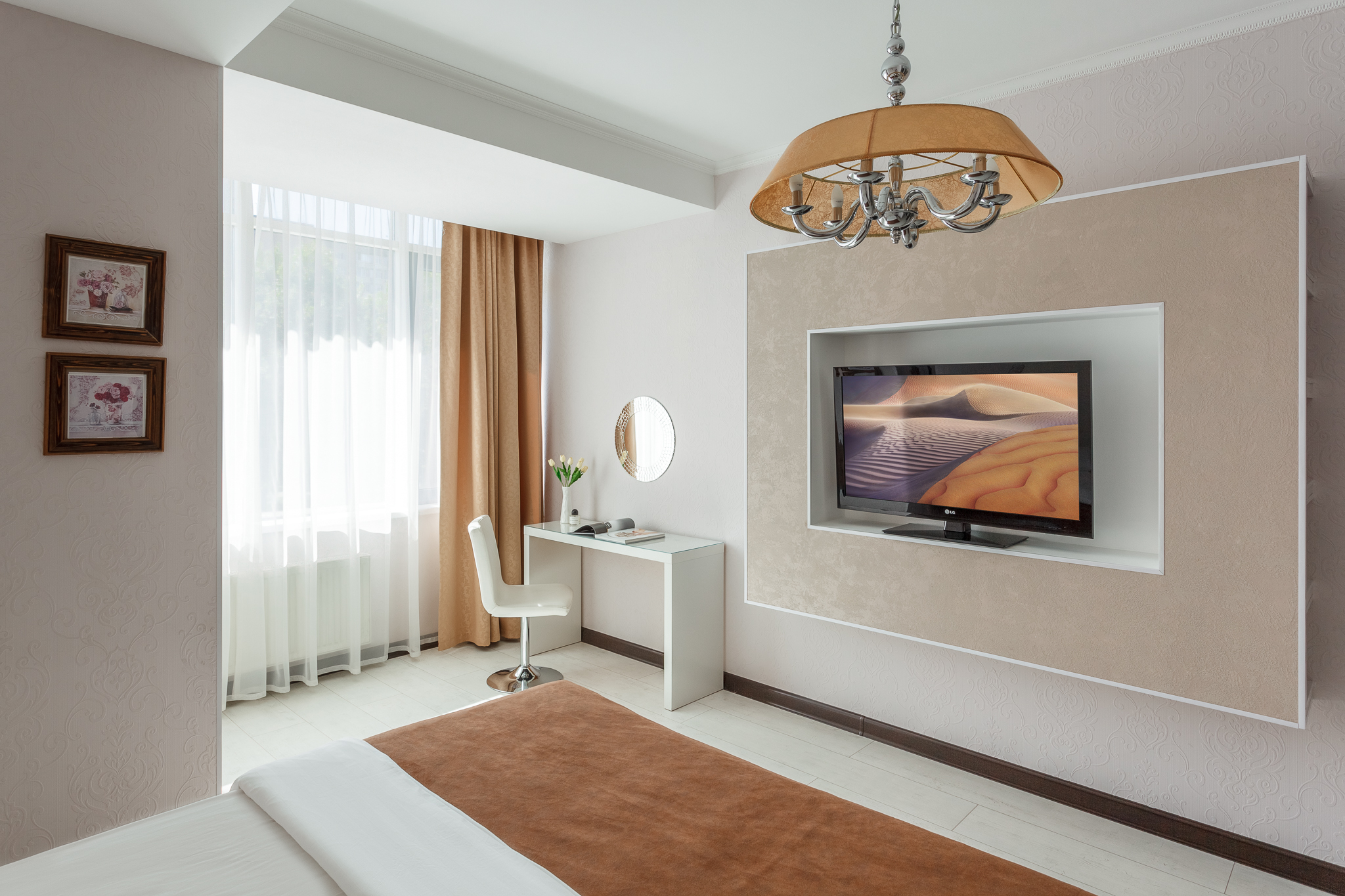 Фото Британика