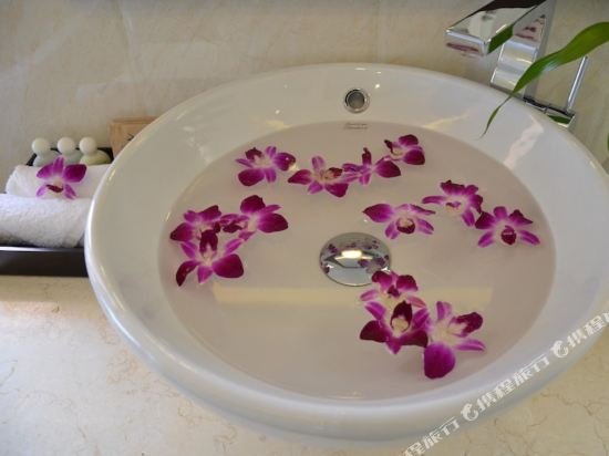 Фото River Suites Hoi An Hotel