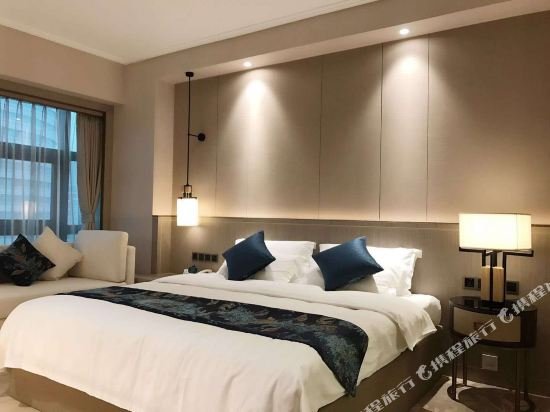 Фото Pine City Hotel