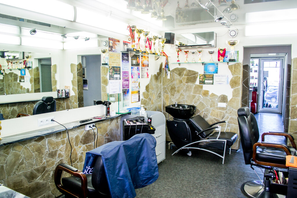 Hairdresser Super Hi-Fi, Brest, photo