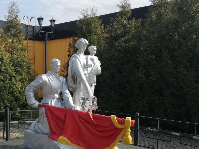 Monument, memorial Братская могила воинов, павших в Великой Отечественной войне, Novomoskovsk, photo