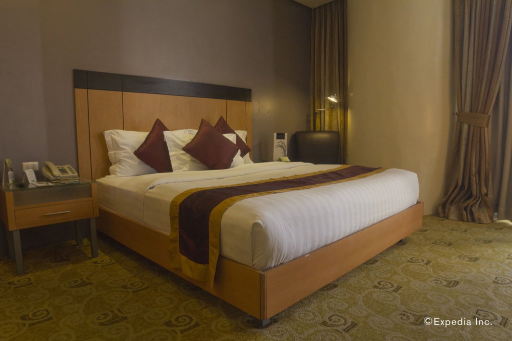 Фото Greenhills Elan Hotel Modern