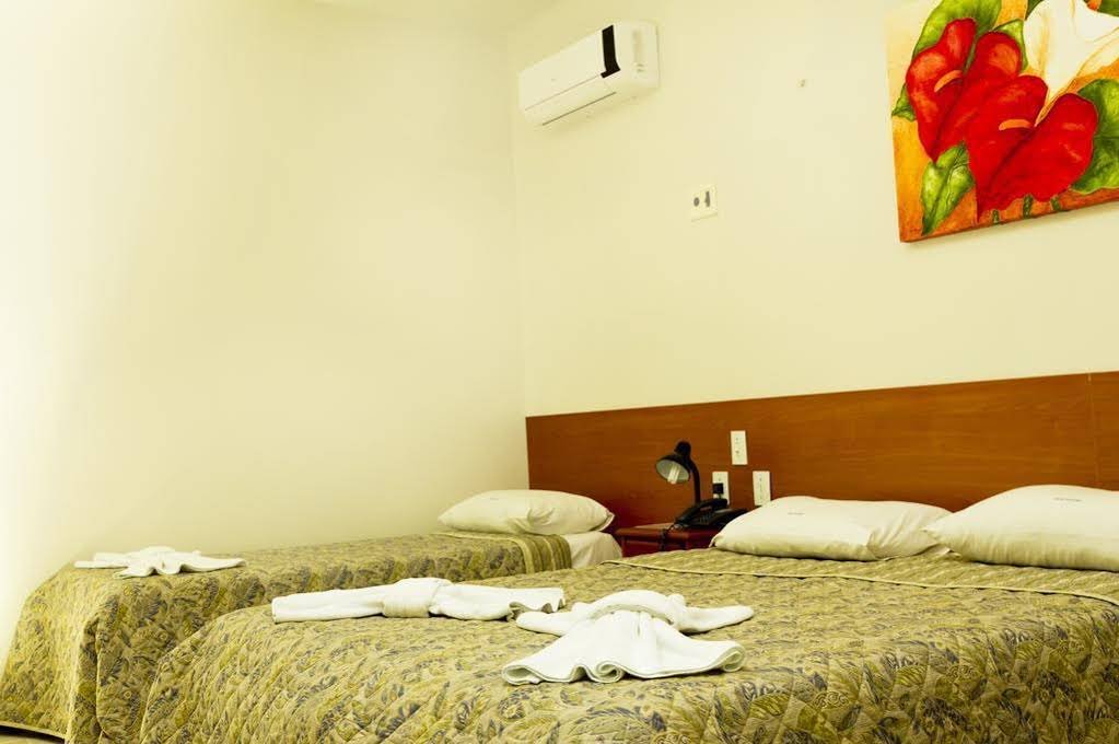 Фото Hotel Poyares