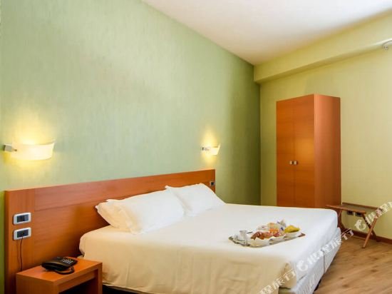 Фото Hotel Concorde