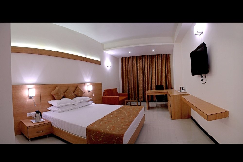 Фото Hotel Mangal City