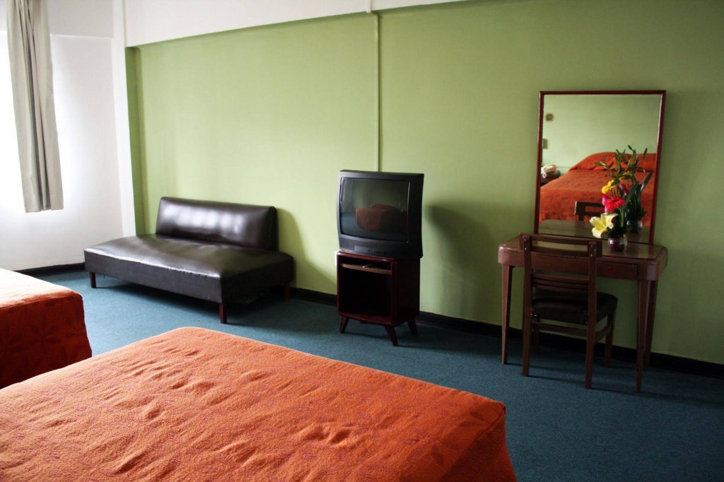 Фото Hotel Virreyes