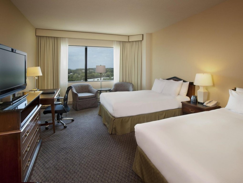 Фото Hilton Atlanta Northeast