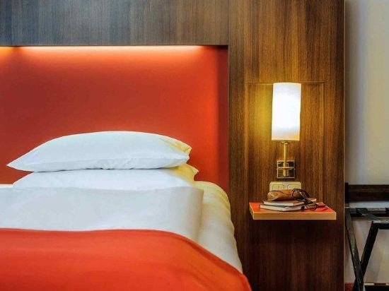 Фото Mercure Hotel Muenchen am Olympiapark