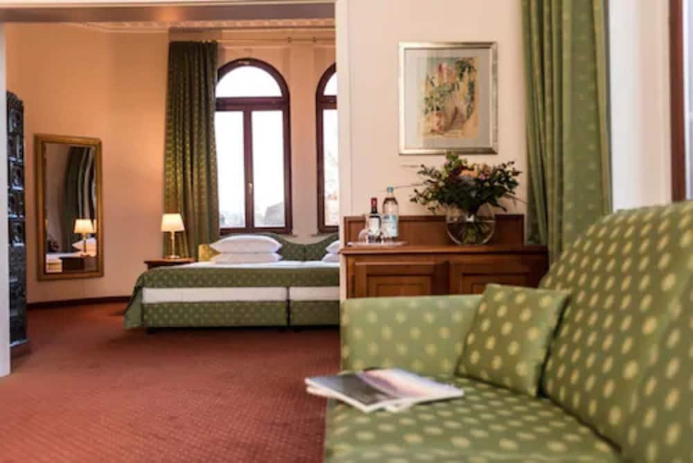 Фото Hotel Artushof