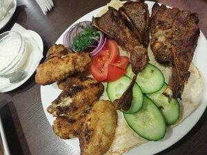 Kafe-Restoran ArmaVir (Pushkino, mikrorayon Mamontovka, Rabochaya ulitsa, 16А) ، مطعم
