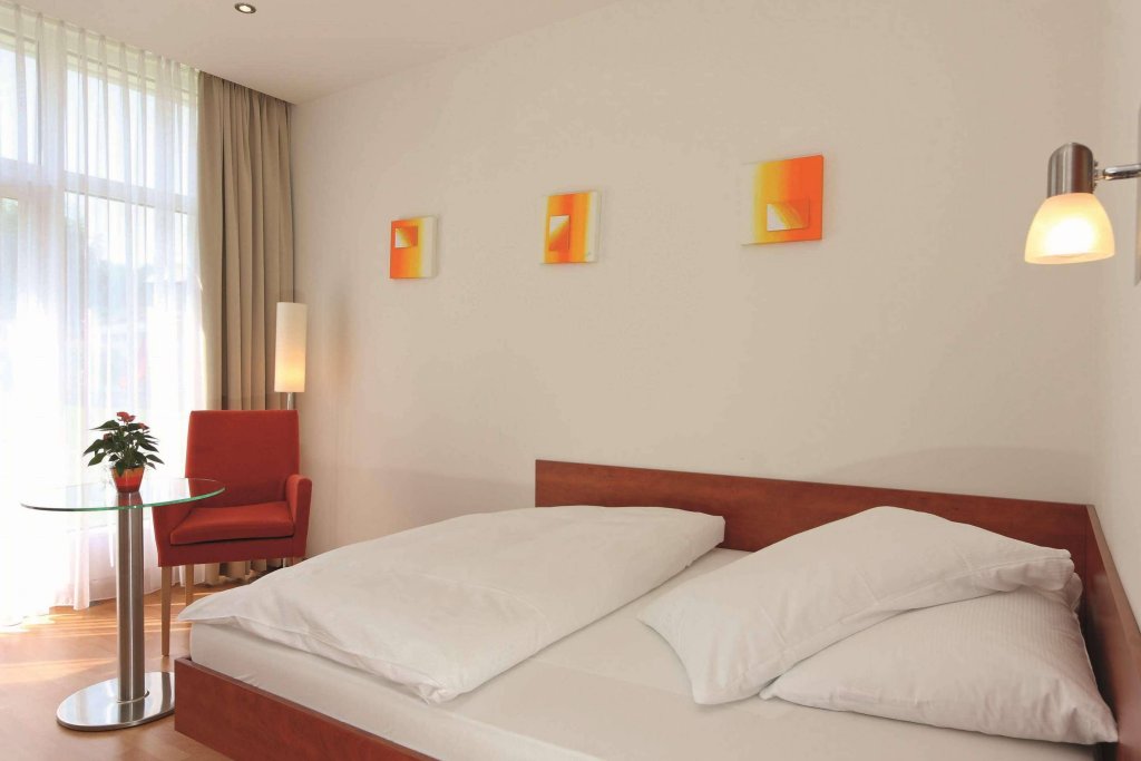 Фото Hotel Arte Spreitenbach