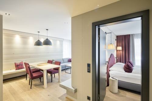 Фото Sporthotel Chalets