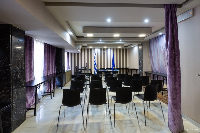 Фото Metropolitan Hotel