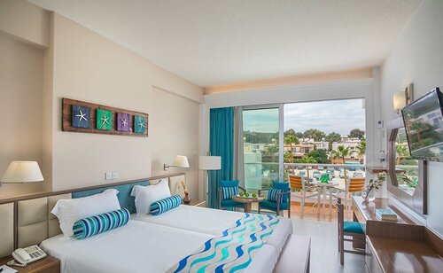 Внешний вид отеля Cavo Maris Beach Hotel в Паралимни, фото 5