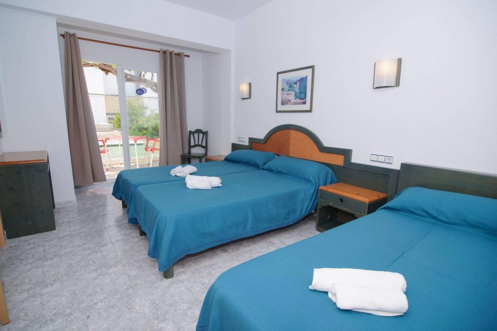 Фото Hostal Rosalia