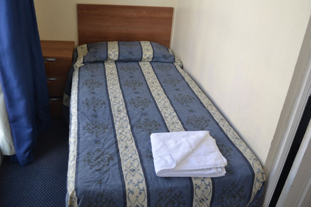 Фото The Blair Victoria Hotel