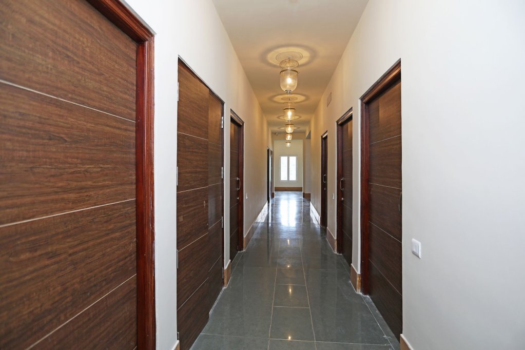 Фото Hotel Shambhu Villas