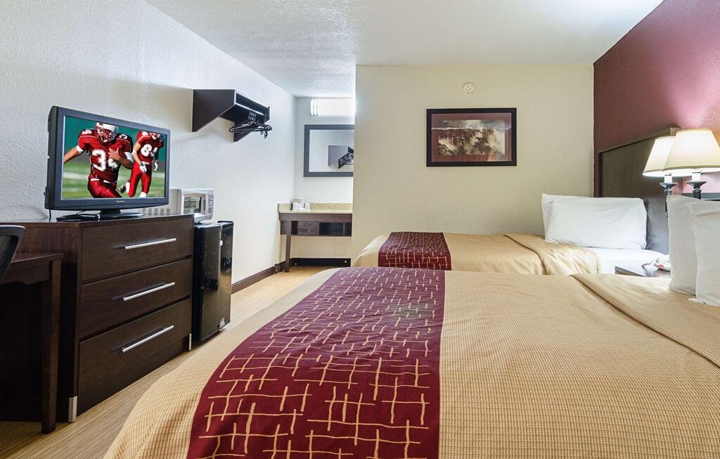 Фото Red Roof Inn Needles