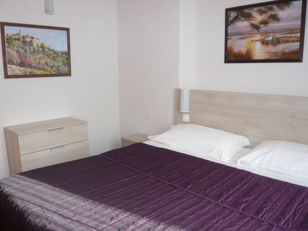 Фото Hotel Parisien