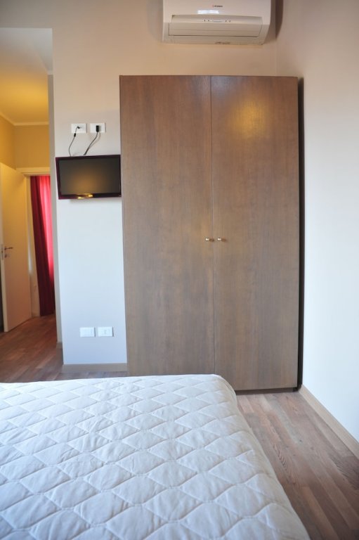 Фото Gg8 Restaurant & Hotel