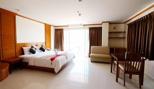 Гостиница Phu View Talay Resort в Паттайе