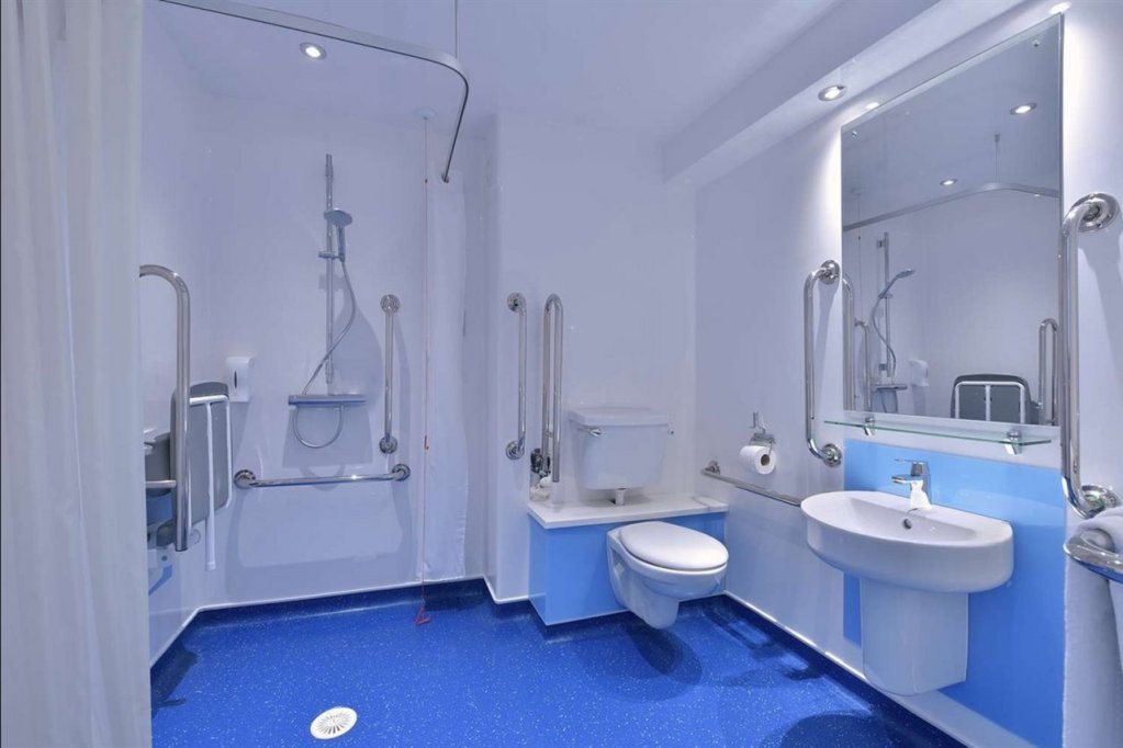 Фото Travelodge London Excel Hotel