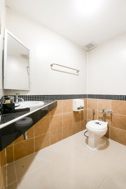 Фото Suppamitr Villa Hotel