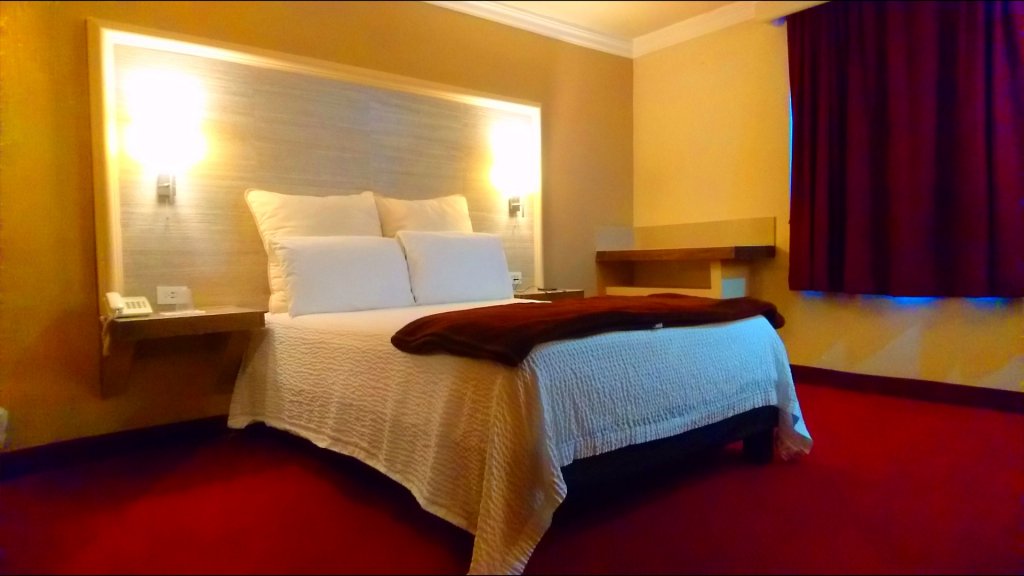 Фото Hotel Royal Inn