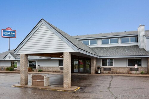 Гостиница AmericInn by Wyndham St. Cloud в Сент-Клауд