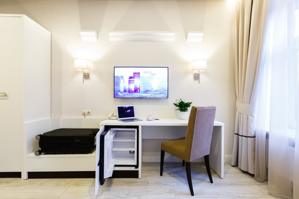 Фото Далиси