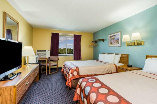 Гостиница Super 8 by Wyndham Fergus Falls