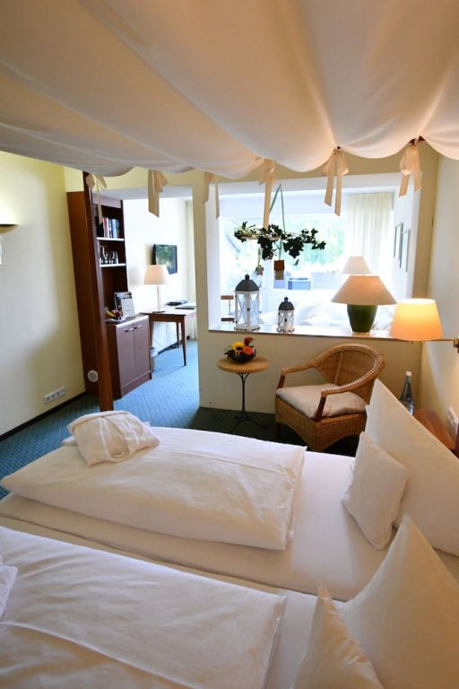 Фото Romantik Parkhotel am Hammerberg