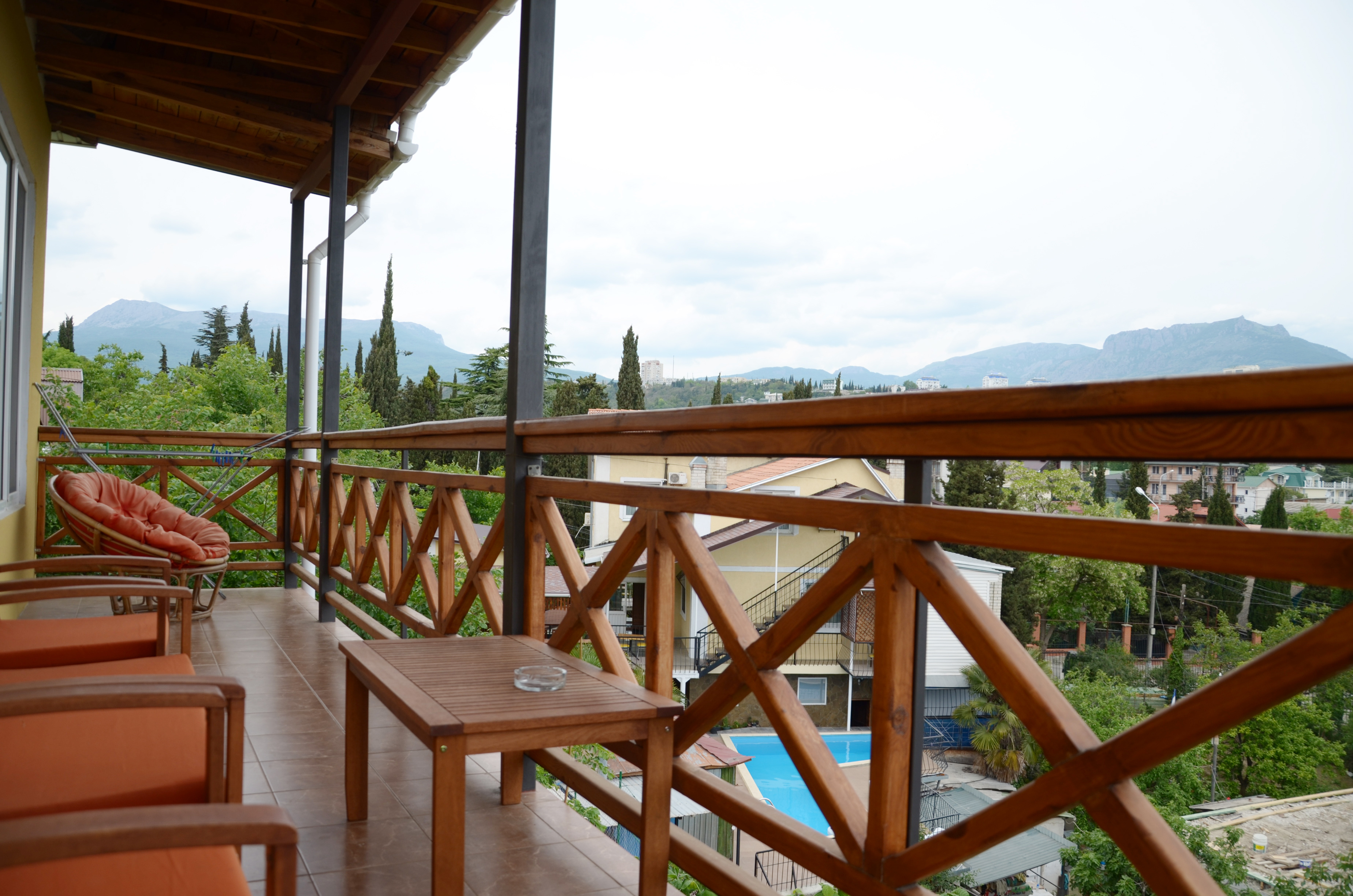 Фото отеля 2