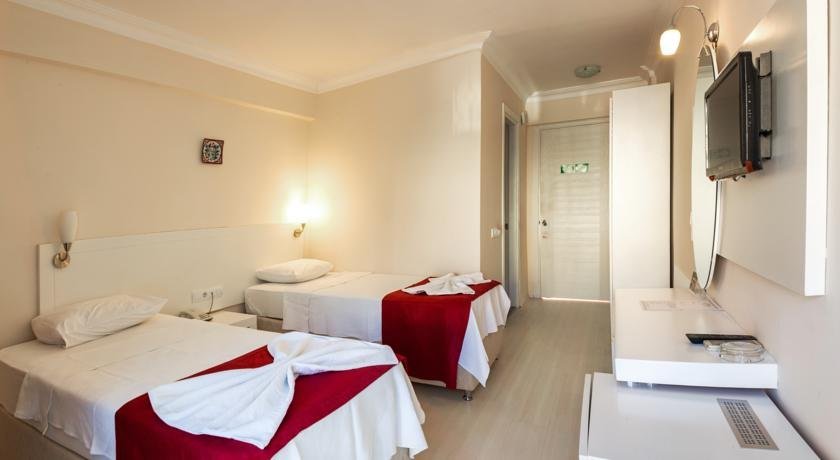 Фото Ayapam Hotel