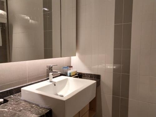 Фото Starway Hotel Shanghai Lujiazui