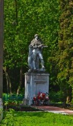 Слава советской молодёжи (Tver Region, Vyshniy Volochyok, ulitsa Maksima Gorkogo) ، نصب تذكاري للحرب، مقبرة جماعية